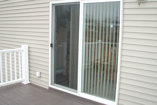 Lakeside-screen-door-repair